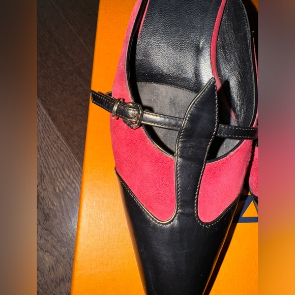 DKNY Italian Black Leather & Burgundy Suede Kitten Heels - Size 9.5 - Picture 4 of 7